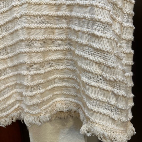 Eri + Ali Ivory Blouse XXS - Picture 3 of 4